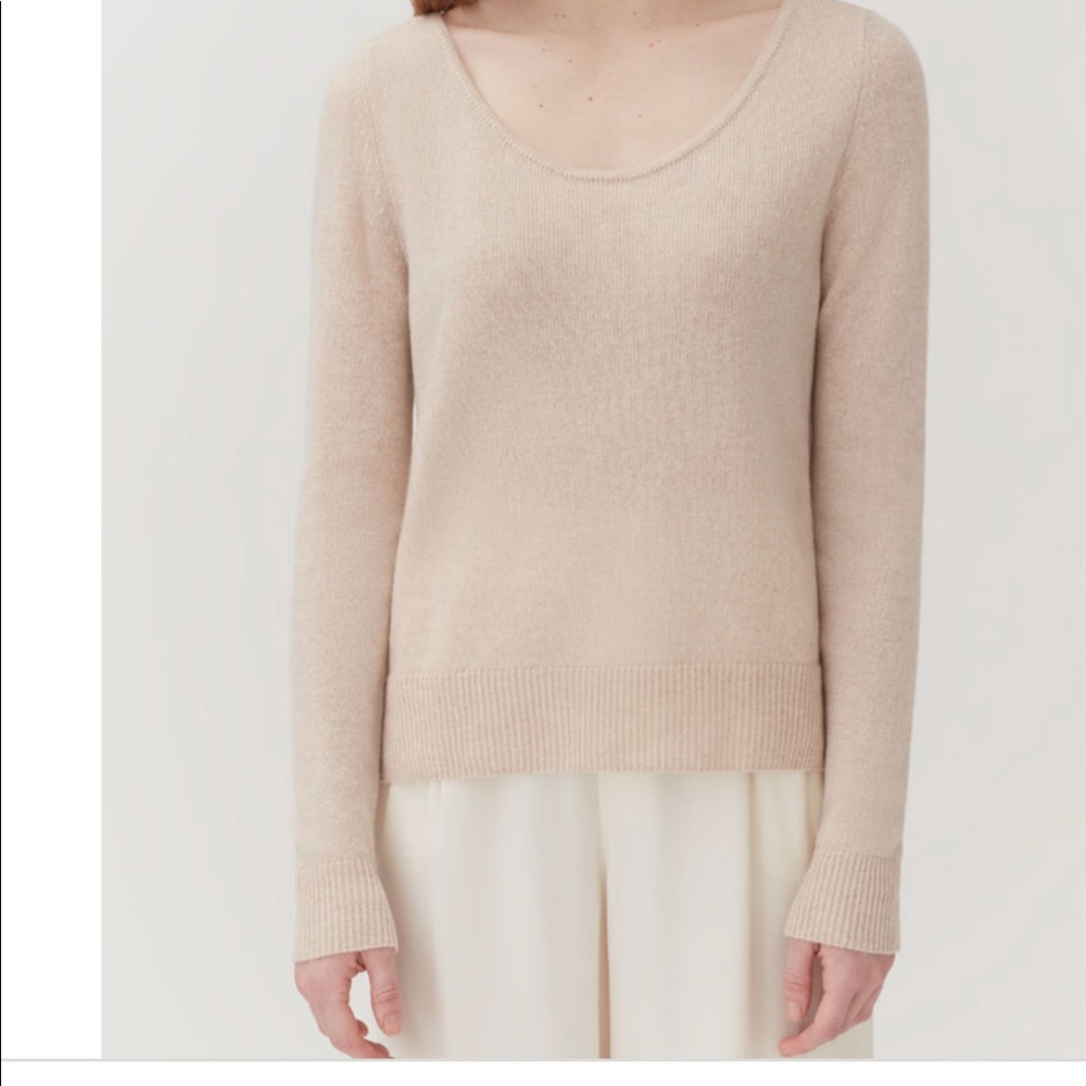 Cuyana Single Origin 100% cashmere sweater